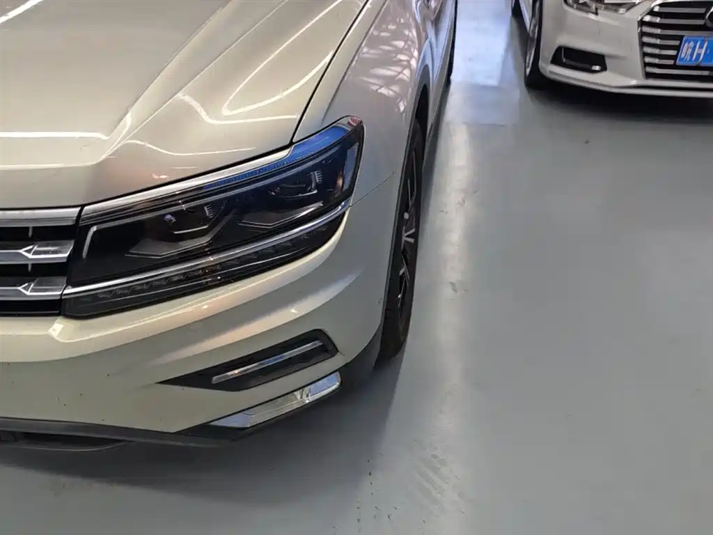 Volkswagen Tiguan L 2019 — фото 24