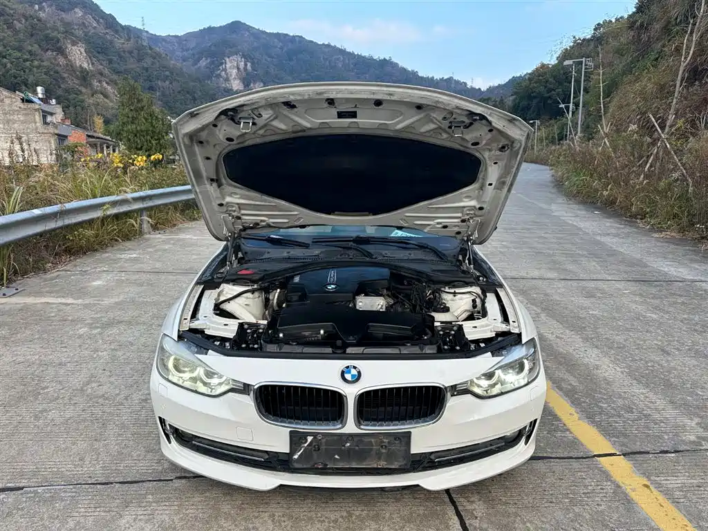 BMW 3 Series 2013 — фото 27
