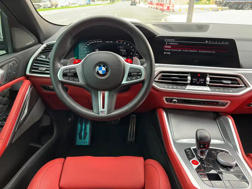 BMW X6 M 2022 — фото 7
