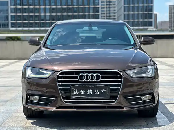 Audi A4L 2015