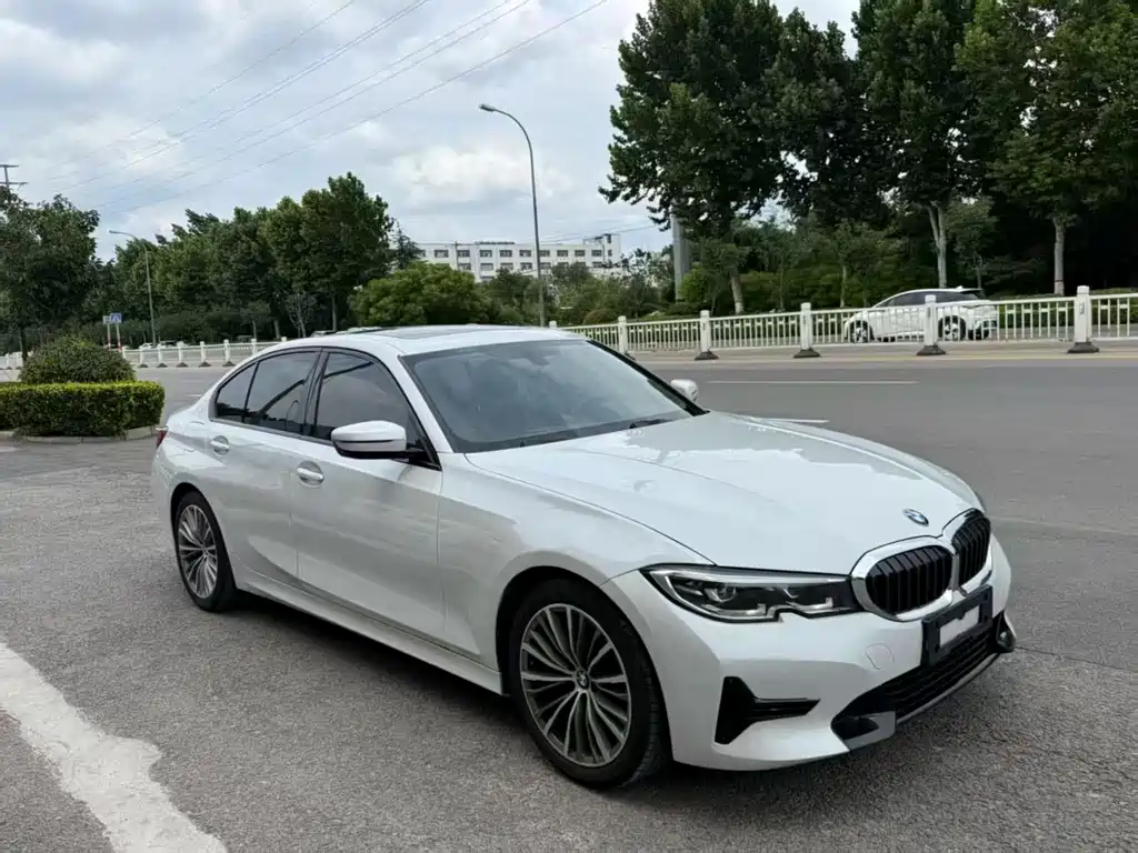 BMW 3 Series 2022