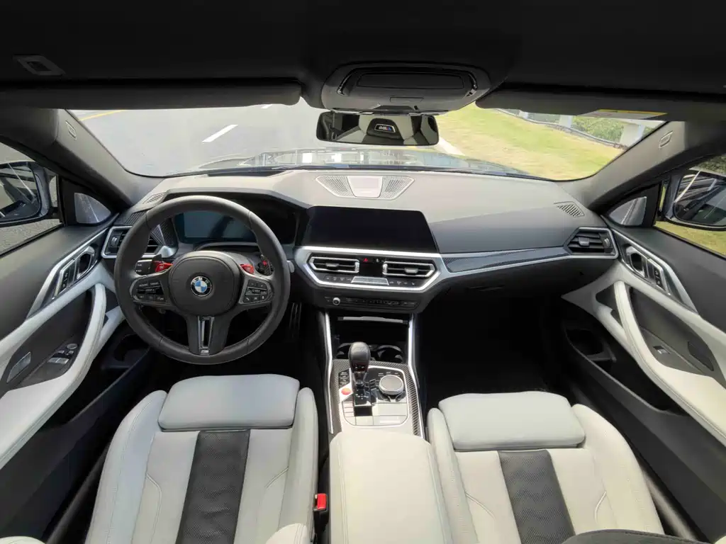 BMW M4 2022 — фото 11