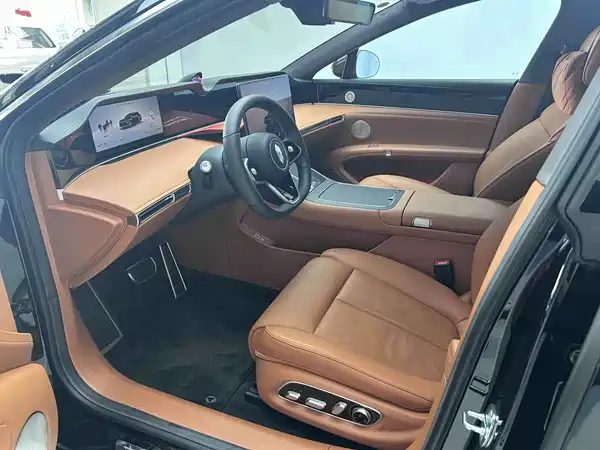 Stelato S9T 2025