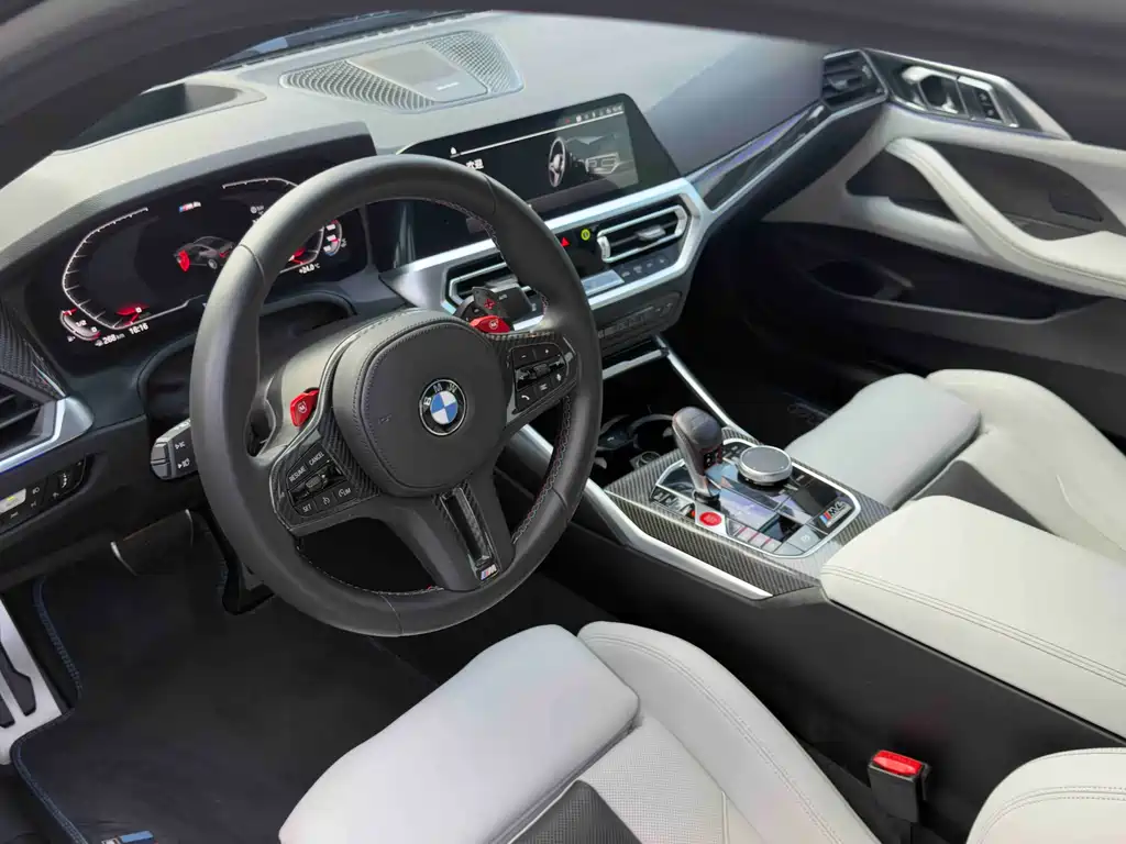 BMW M4 2022 — фото 8