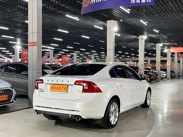 Volvo S60 2017
