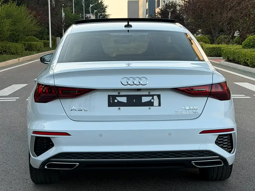 Audi A3 2022 — фото 15