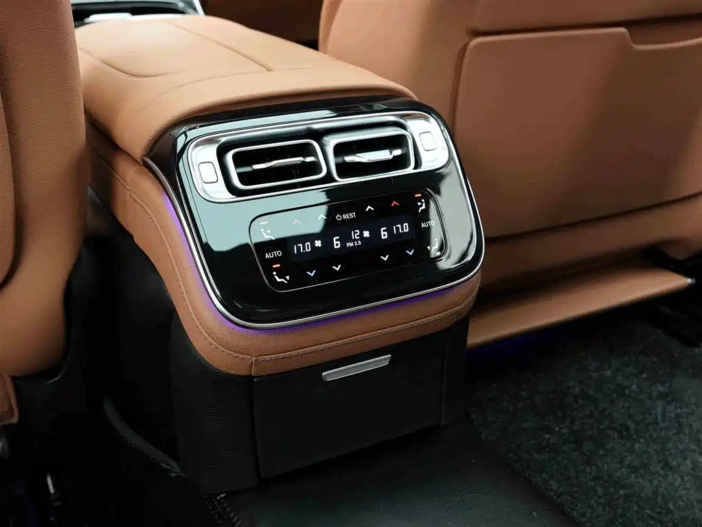 Mercedes-Benz S-Class 2023 — фото 20
