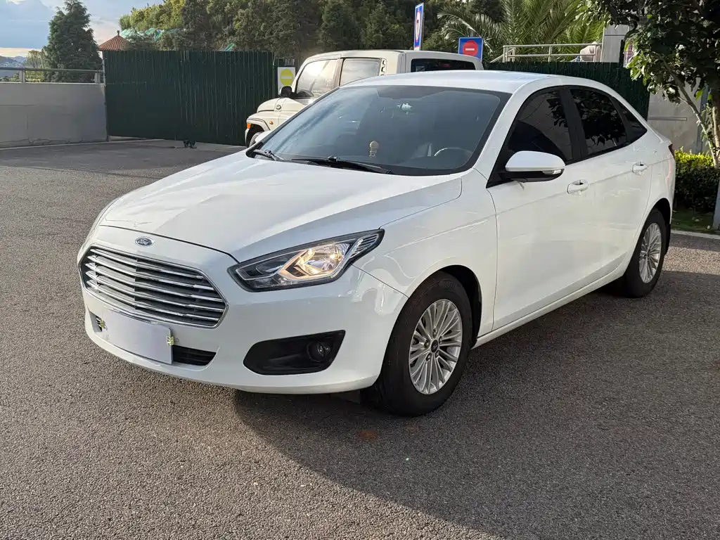 Ford Escort 2017