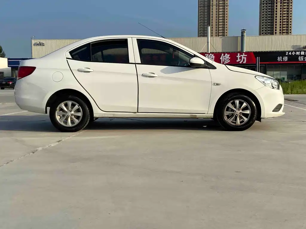 Chevrolet Sail 2017 — фото 13