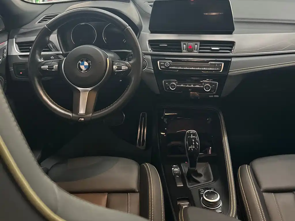BMW X2 2023 — фото 8