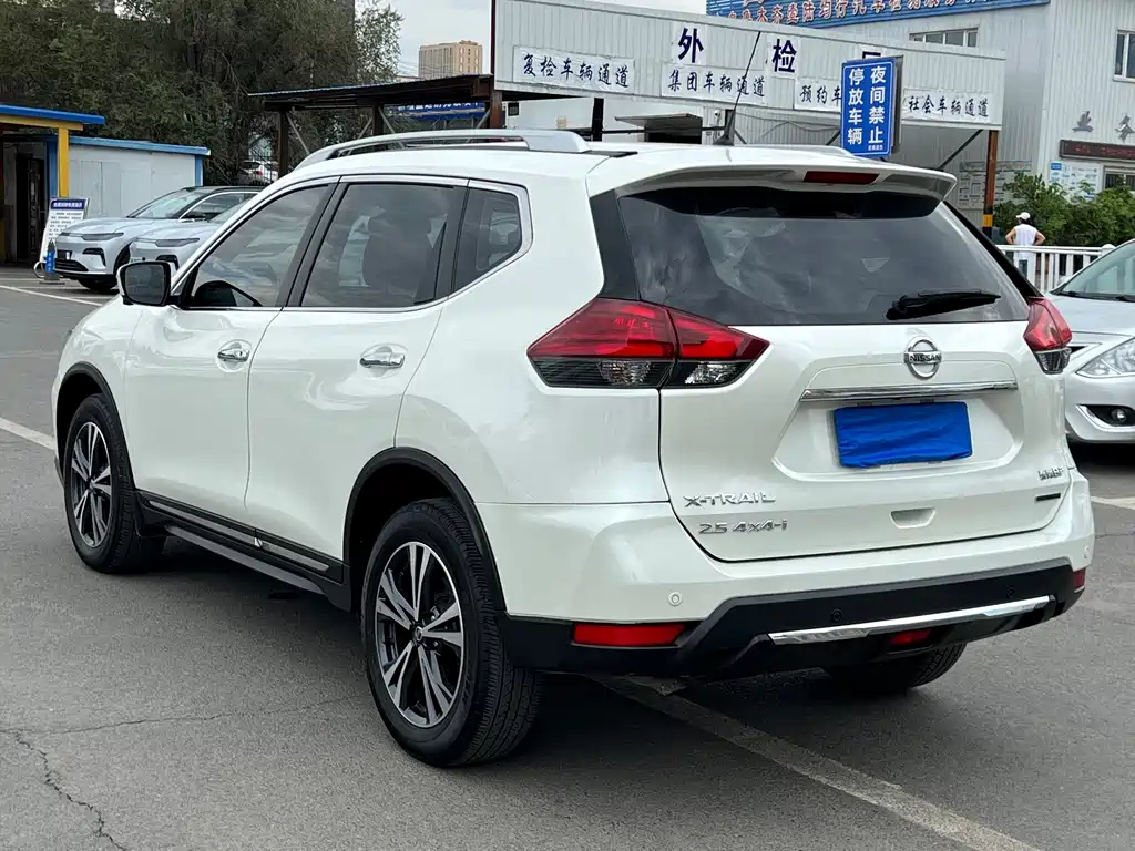 Nissan X-Trail 2020 — фото 8