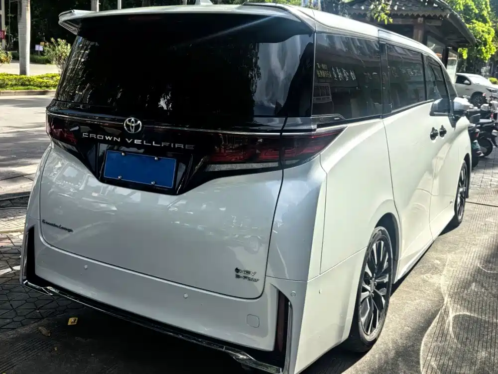 Toyota Vellfire 2025 — фото 12