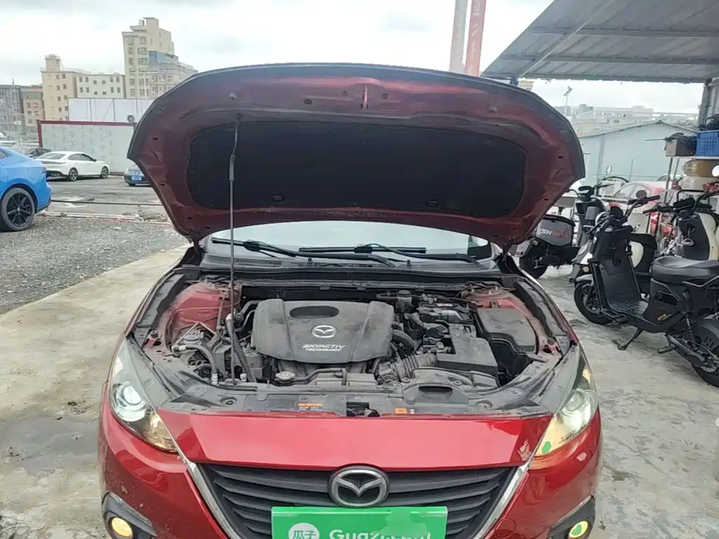 Mazda 3 Axela 2016 — фото 20