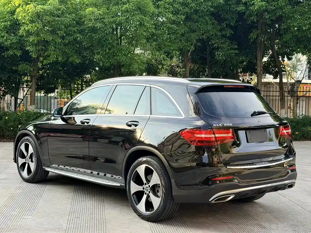 Mercedes-Benz GLC 2018 — фото 5