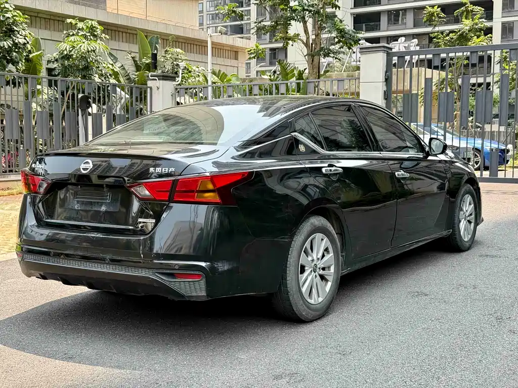 Nissan Teana 2021 — фото 18