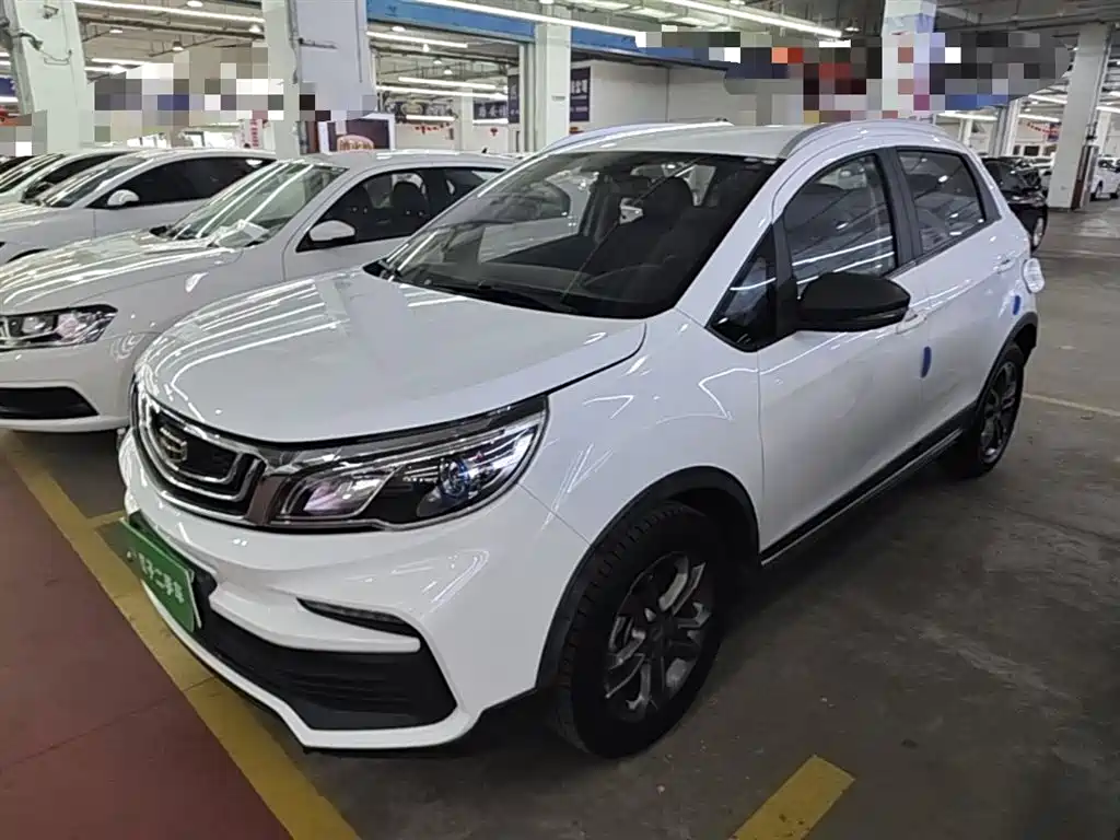 Geely Vision X3 2020 — фото 1