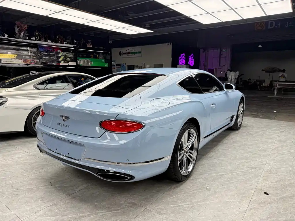Bentley Continental 2020