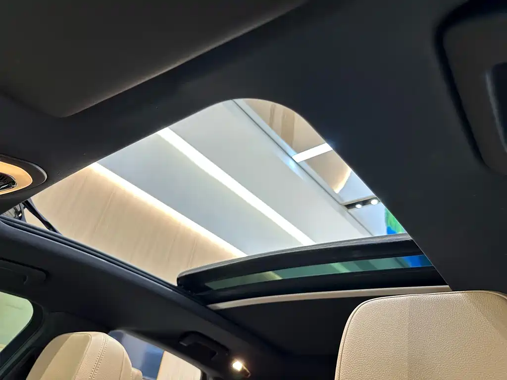 Porsche Macan 2017 — фото 17