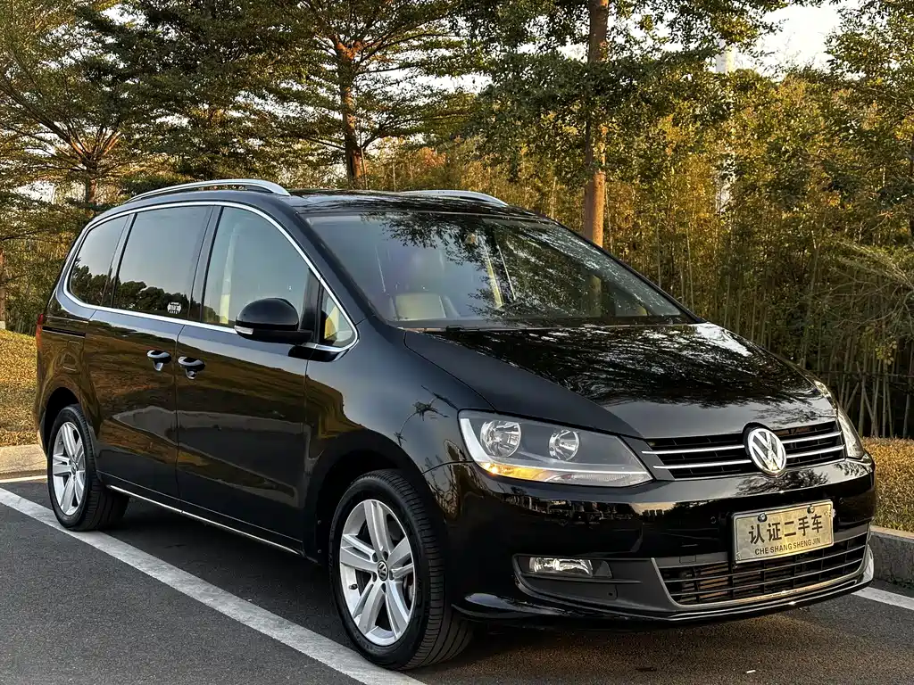 Volkswagen Sharan 2017 — фото 3
