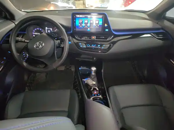 Toyota C-HR 2021