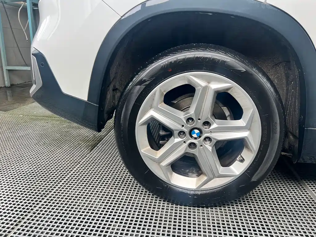 BMW X1 2023 — фото 11