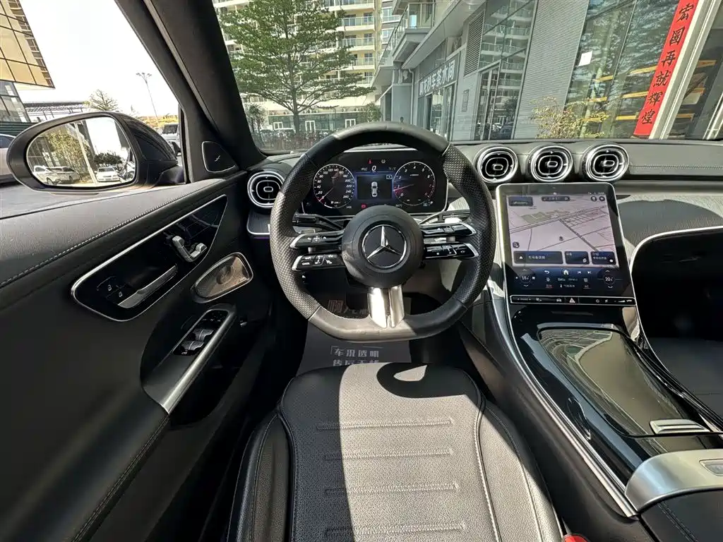 Mercedes-Benz C-Class 2023 — фото 16