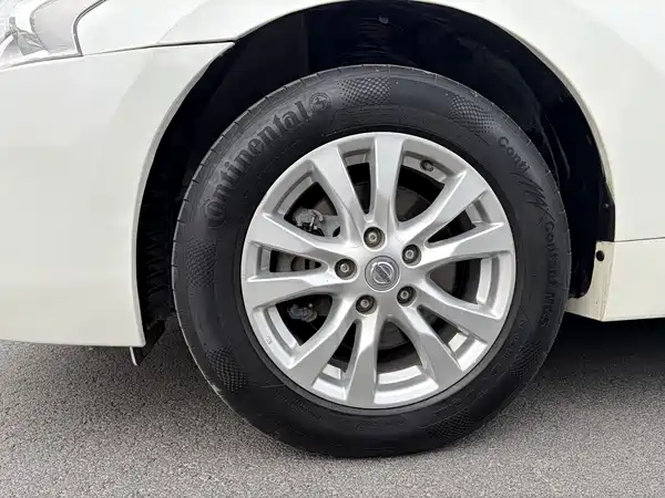 Nissan Teana 2015