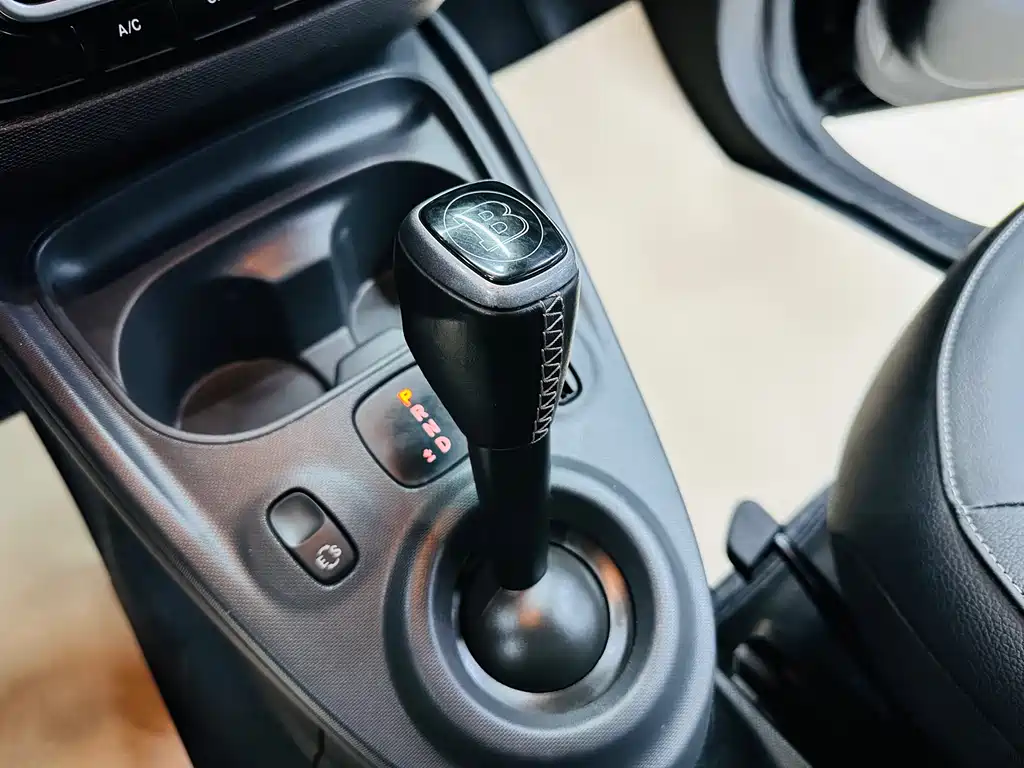 smart Fortwo 2018 — фото 43
