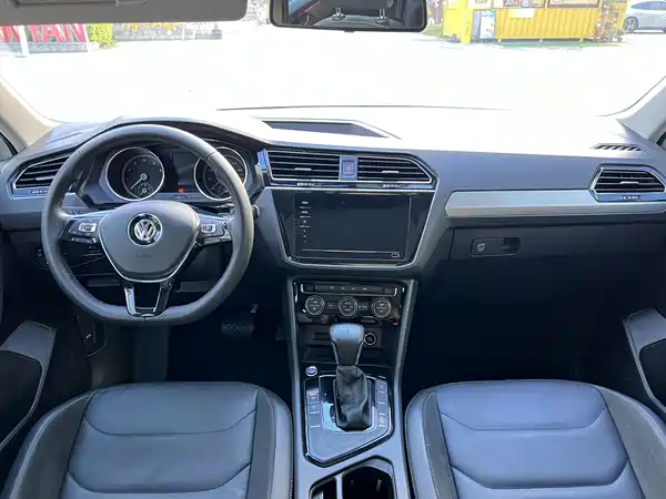 Volkswagen Tiguan L 2019