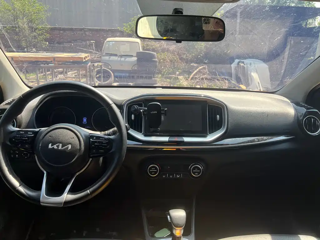 Kia KX1 2022 — фото 10