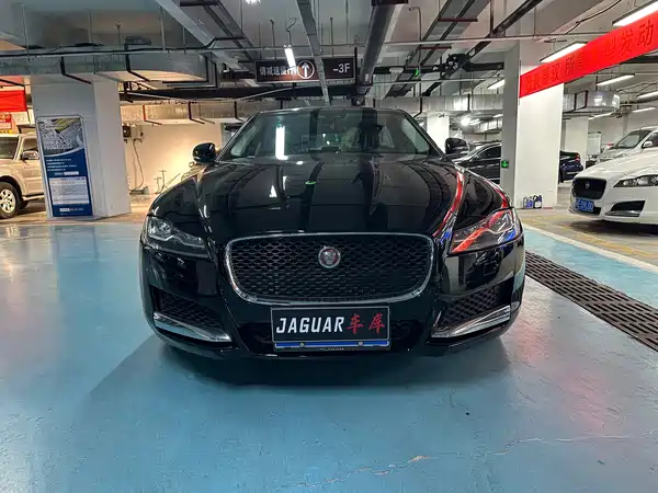 Jaguar XFL 2018
