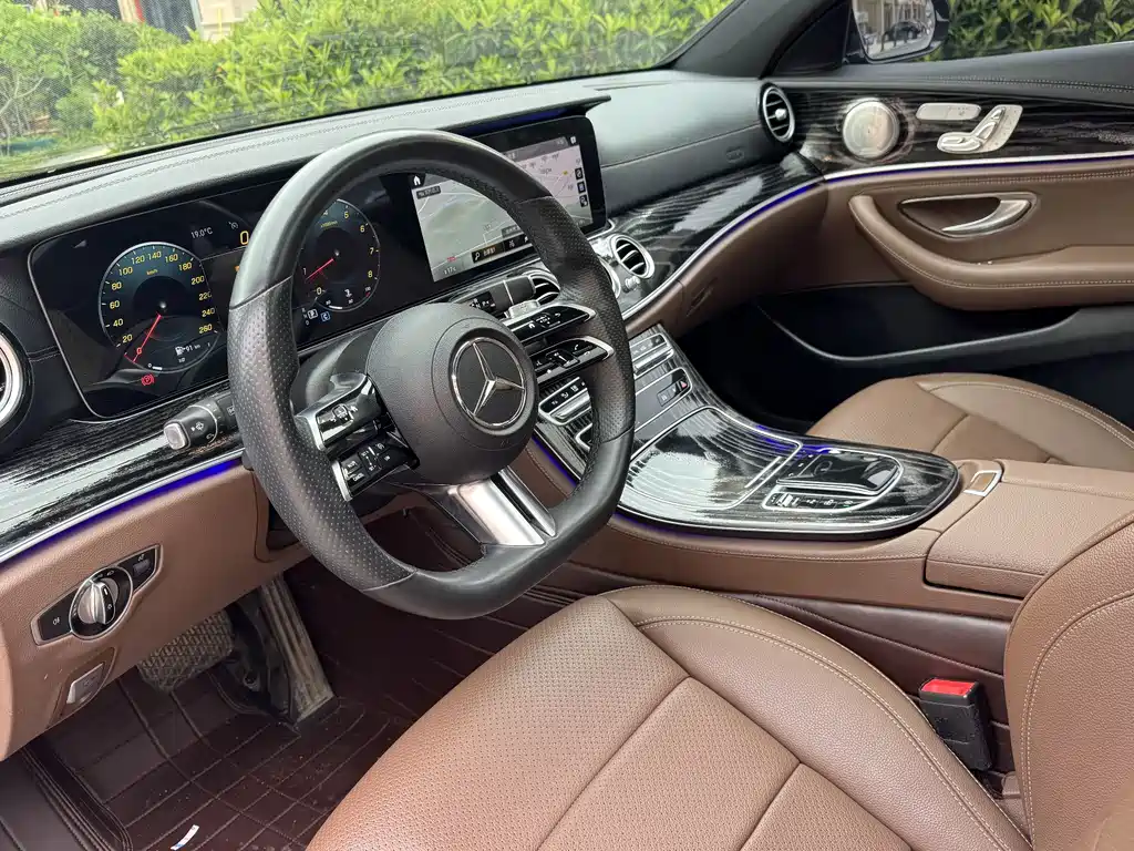 Mercedes-Benz E-Class 2020 — фото 7