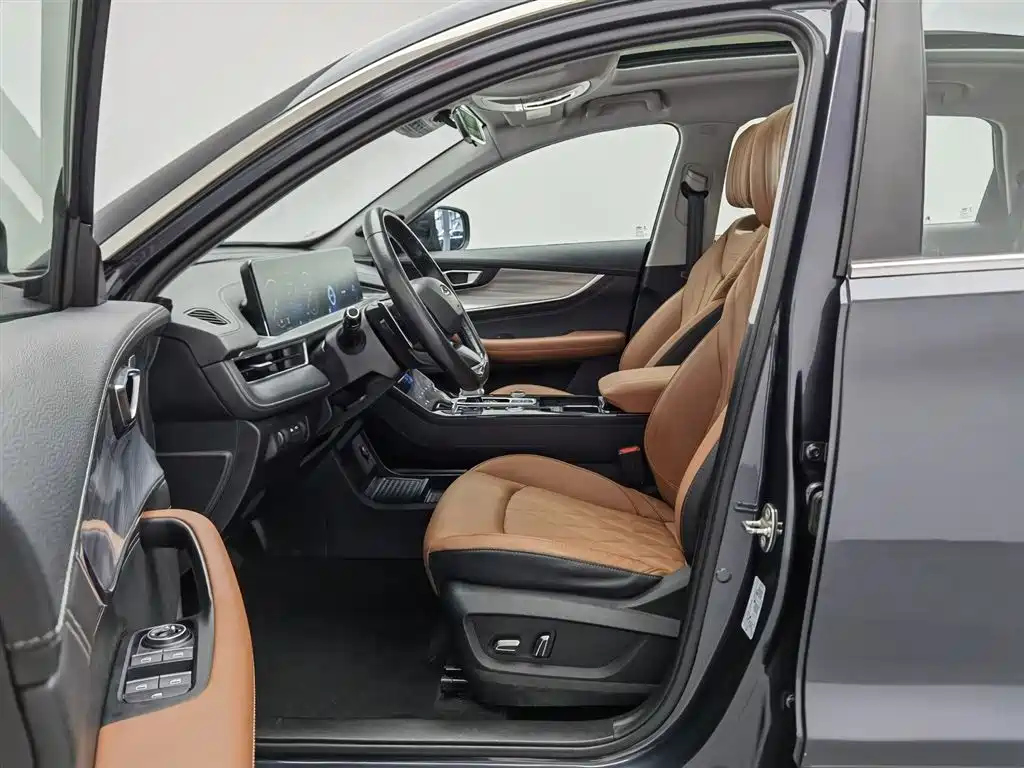 Chery Tiggo 8 PLUS 2021 — фото 10