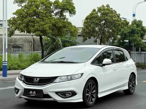 Honda Jade 2014