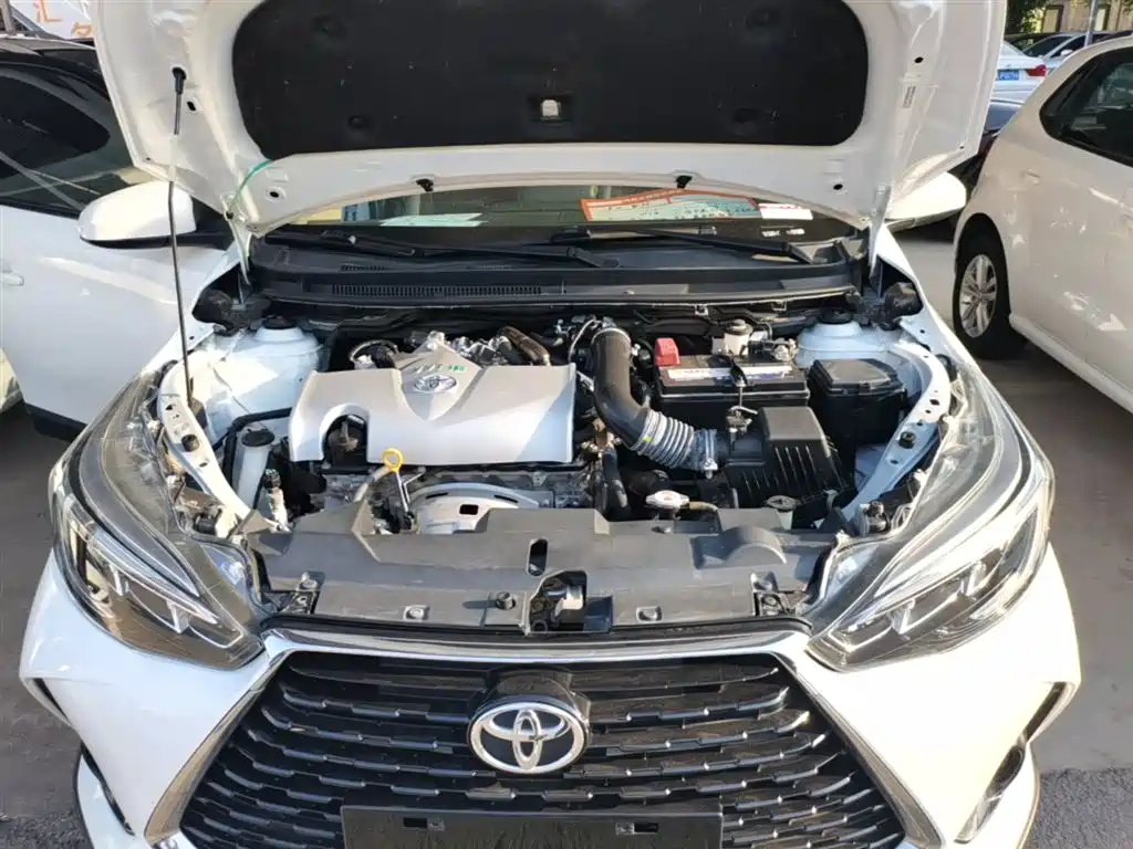 Toyota Yaris L 2019 — фото 20