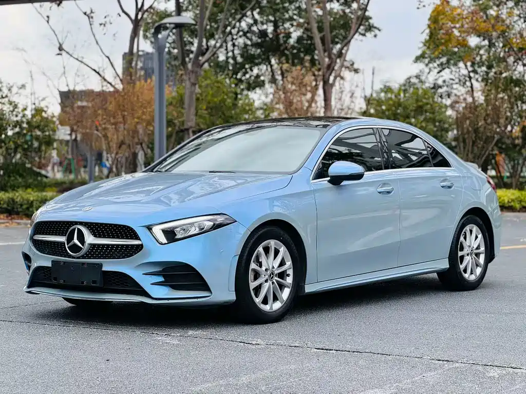 Mercedes-Benz A-Class 2020 — фото 1