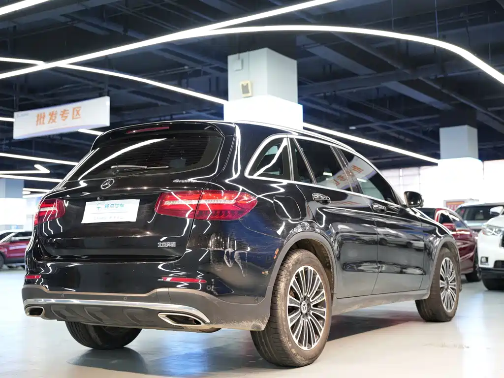 Mercedes-Benz GLC 2018 — фото 23