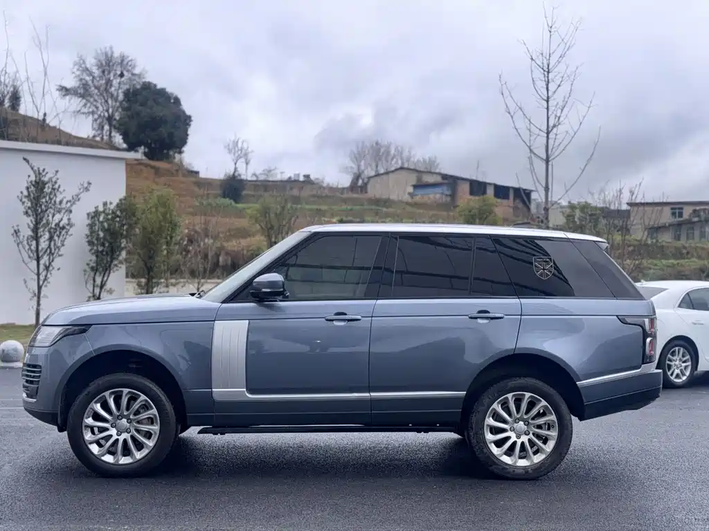 Land Rover Range Rover 2020 — фото 10