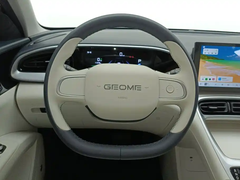 Geely Galaxy Starwish 2025 — фото 15