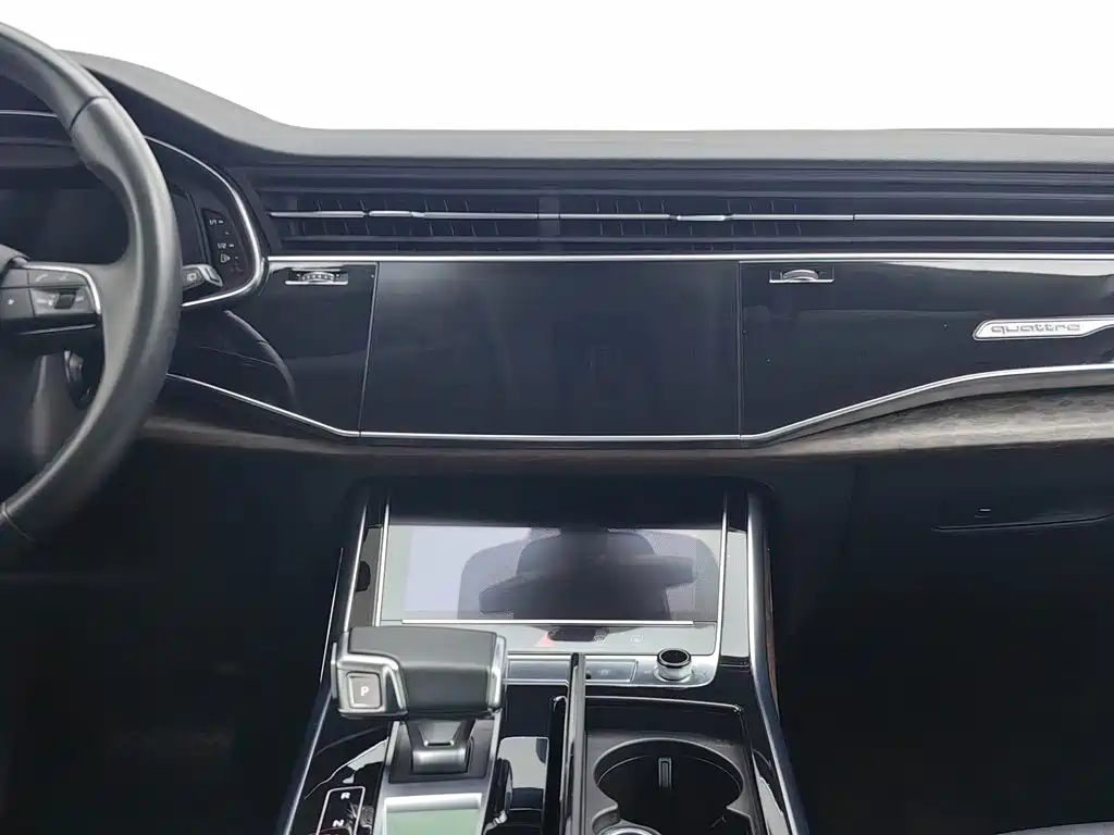 Audi Q7 2021 — фото 12