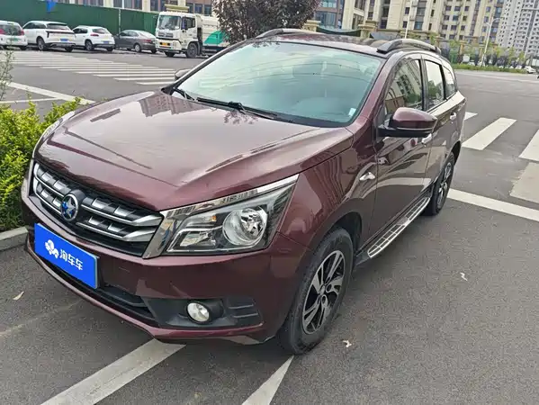 Venucia T70 2017