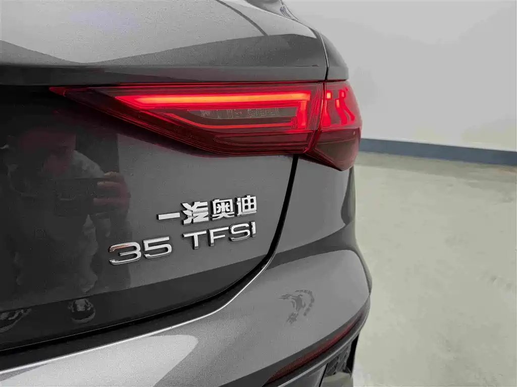 Audi A3 2022 — фото 10