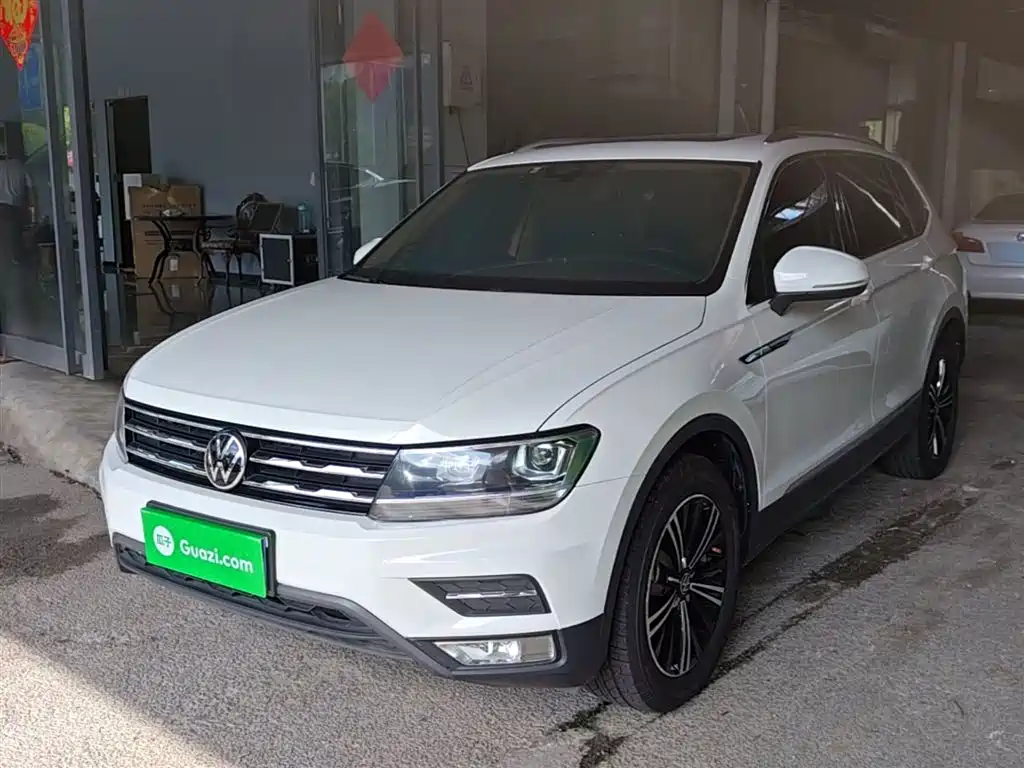 Volkswagen Tiguan L 2021 — фото 2