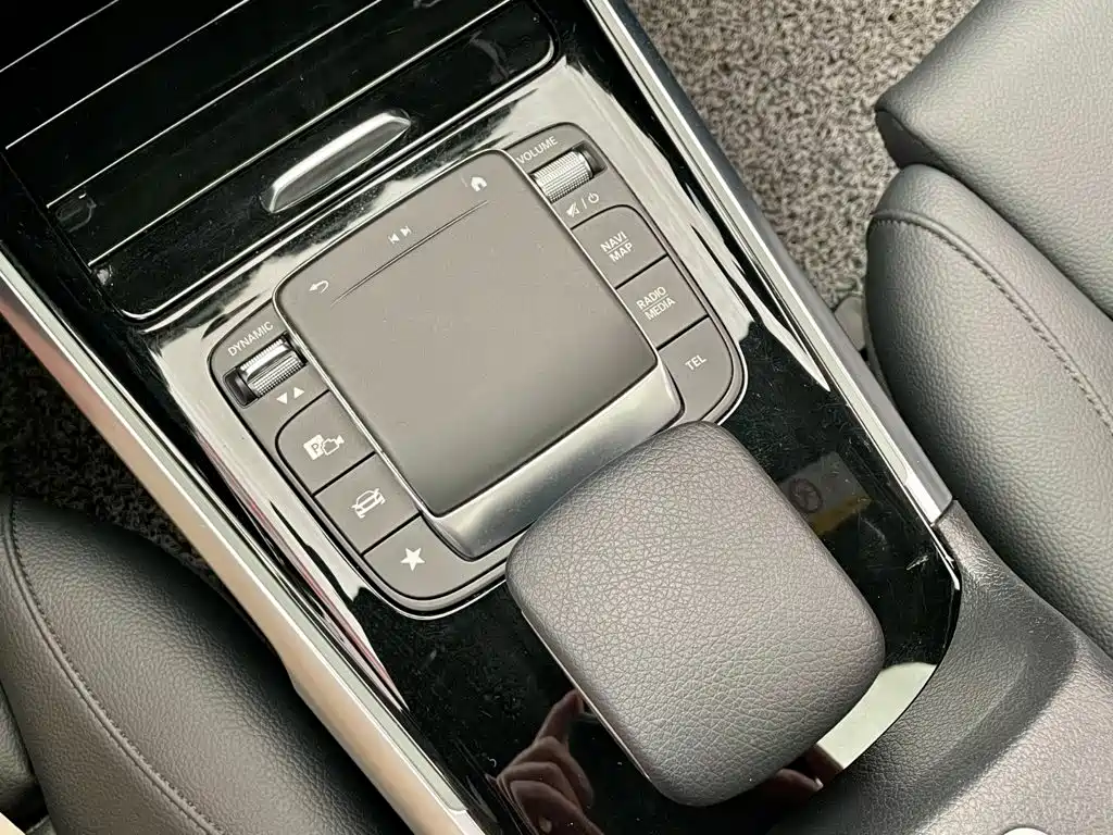 Mercedes-Benz GLB 2020 — фото 10