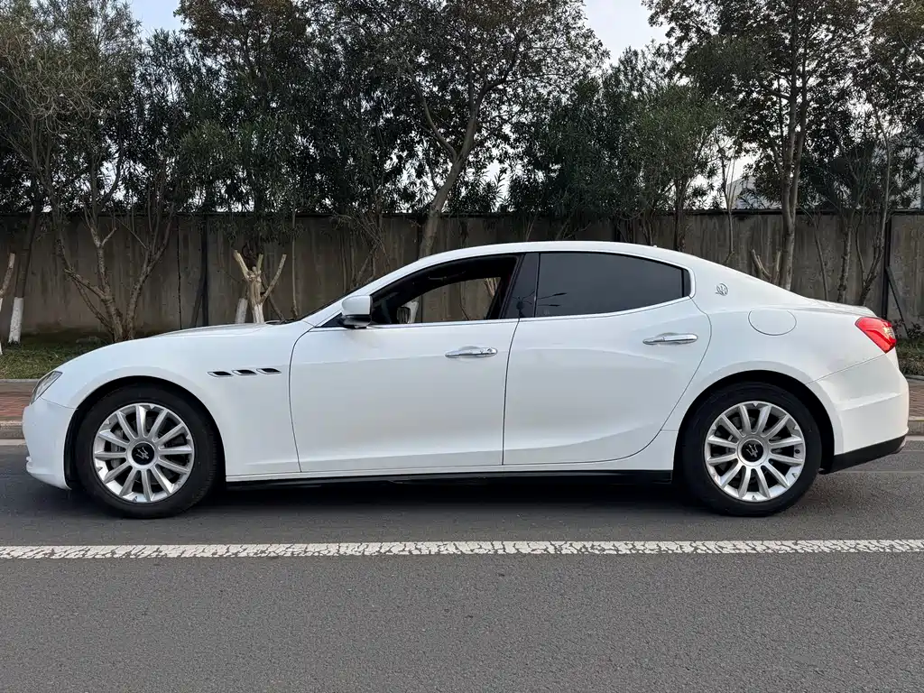 Maserati Ghibli 2015 — фото 3