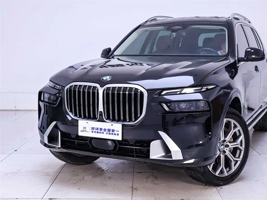 BMW X7 2023 — фото 3