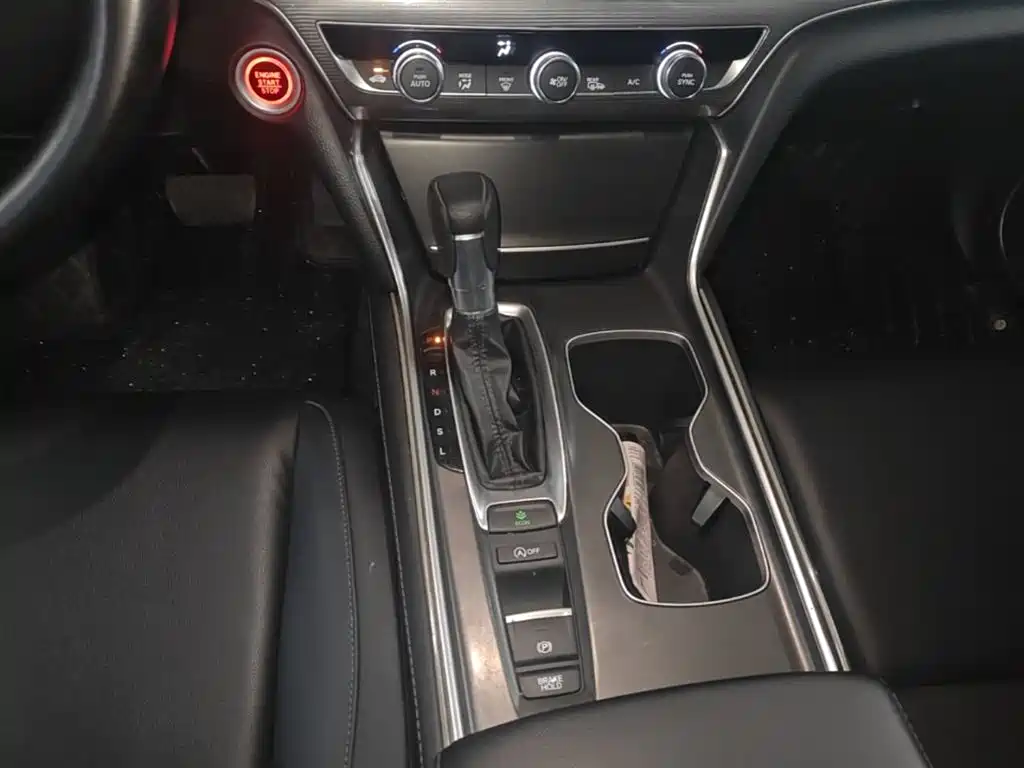 Honda Accord 2021 — фото 14