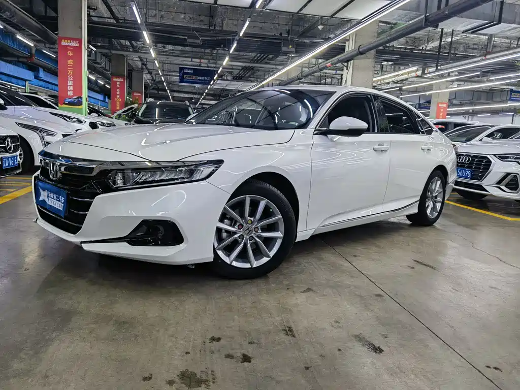 Honda Accord 2023 — фото 1