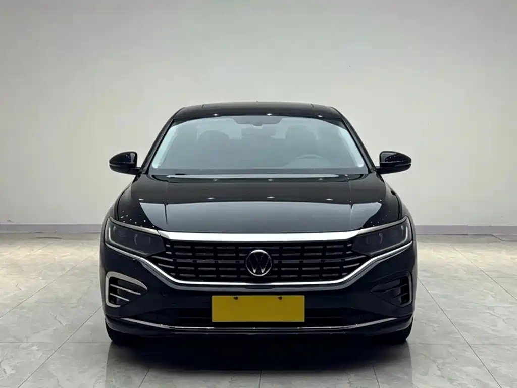 Volkswagen Passat 2022