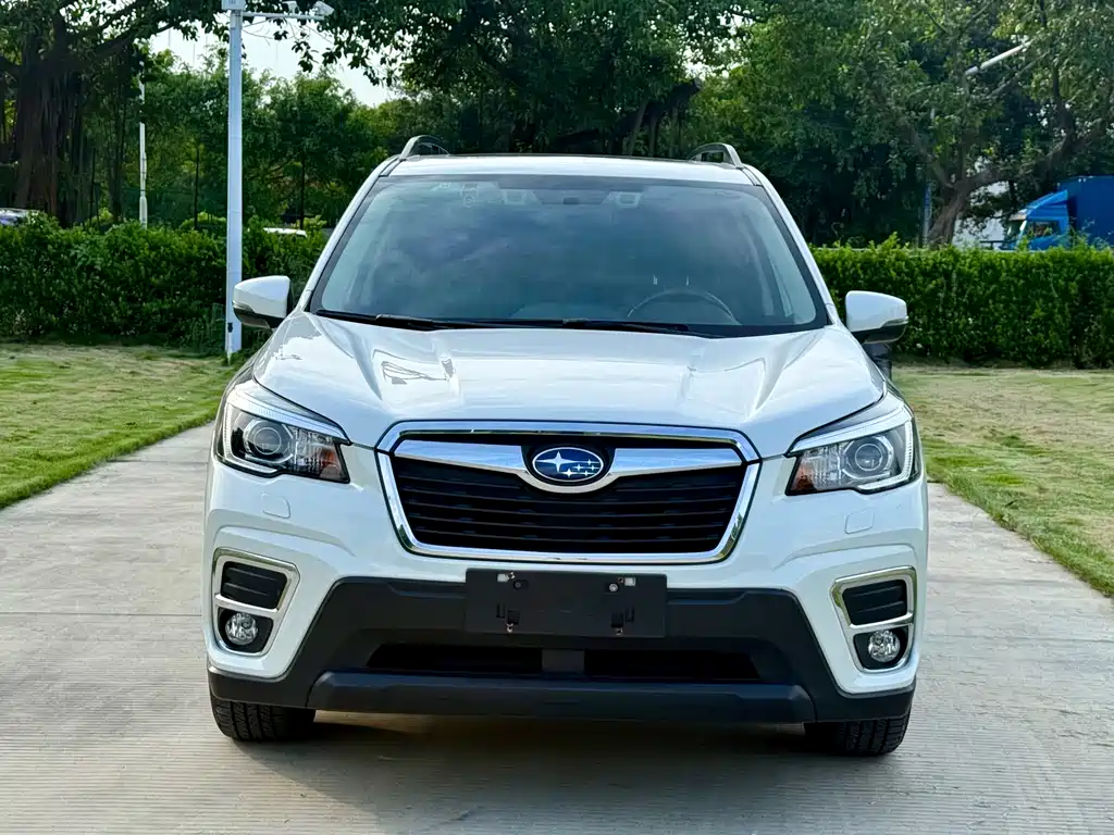 Subaru Forester 2020 — фото 2